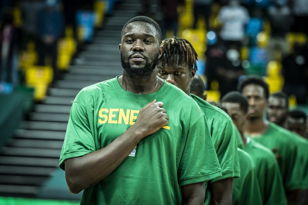 Afrobasket Le S N Gal Bat Le Cap Vert Et Sadjuge La Me Place